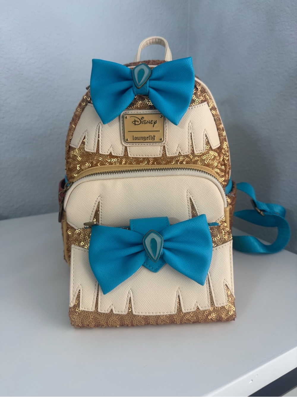 Loungefly Disney Pocahontas Sequin Backpack and Wallet set